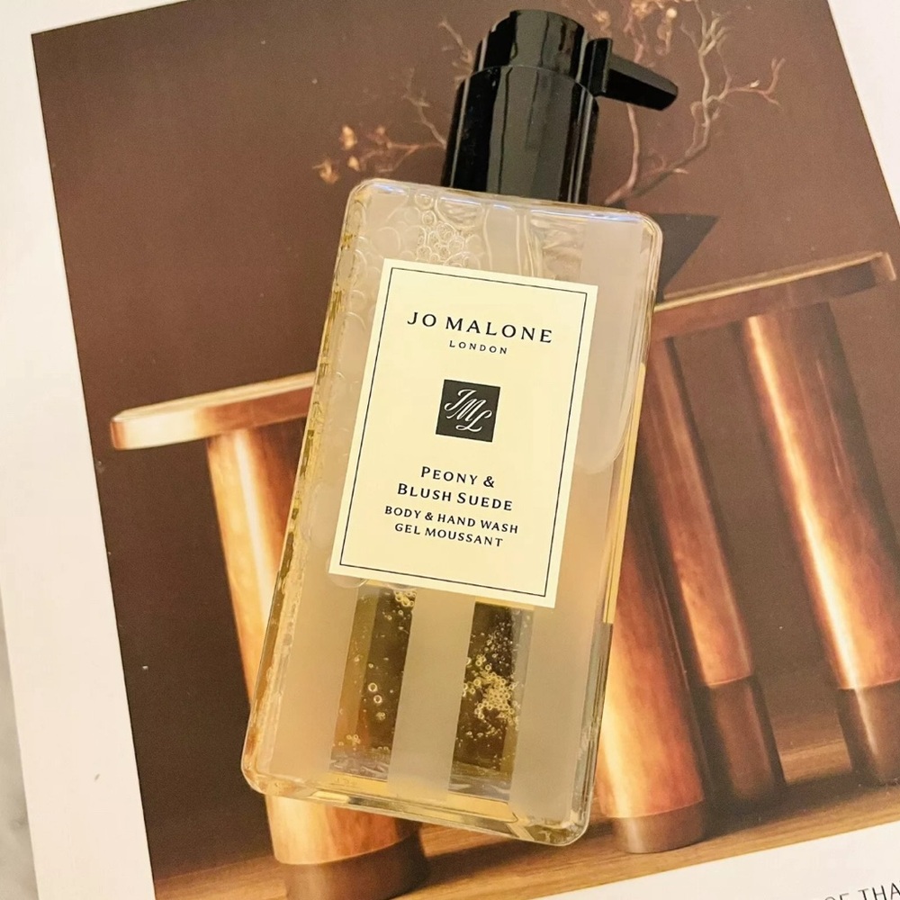 Jo Malone Peony & Blush Suede Body &‎ Hand Wash - Size 8.5 Fl Oz. / 250mL